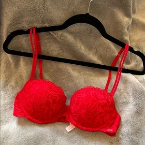 Victories Secrets PINK DATE PUSH-UP